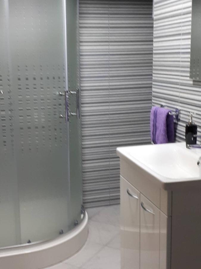 Apartmani Tajra Visoko Esterno foto