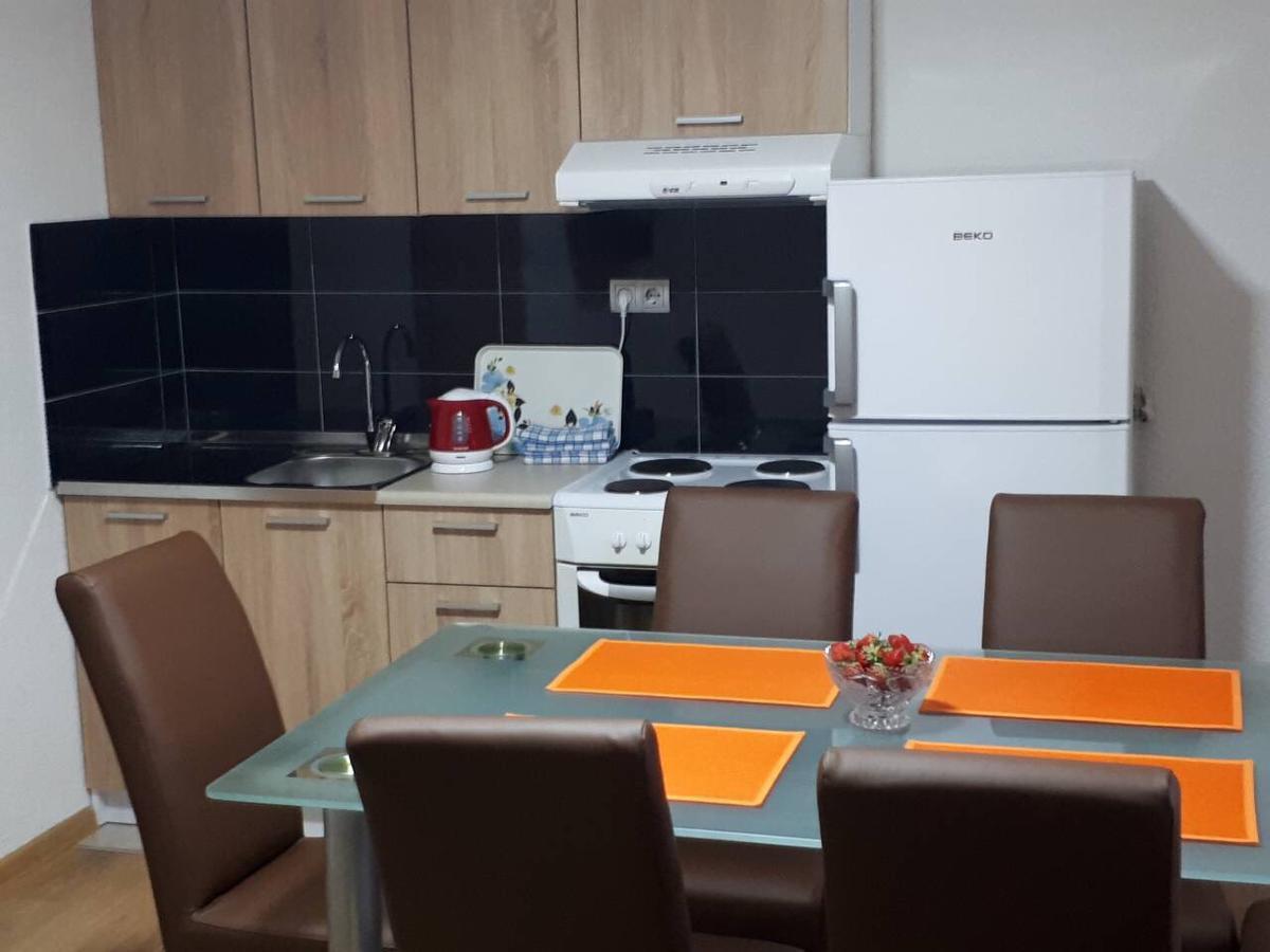 Apartmani Tajra Visoko Esterno foto