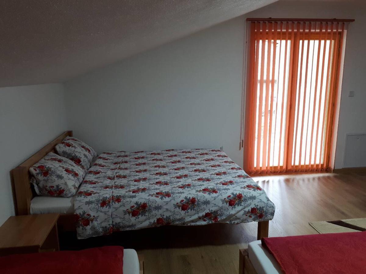 Apartmani Tajra Visoko Esterno foto