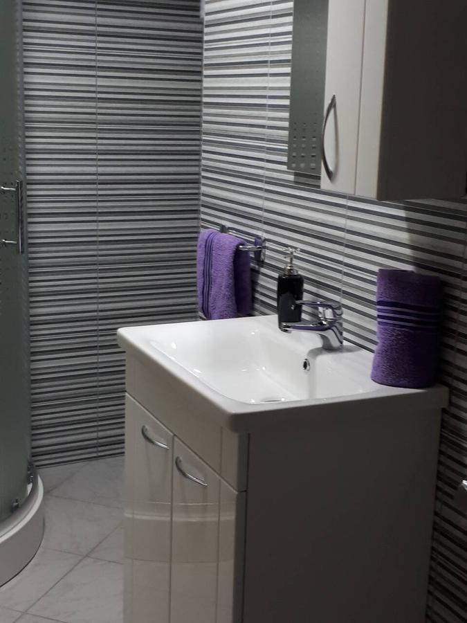 Apartmani Tajra Visoko Esterno foto
