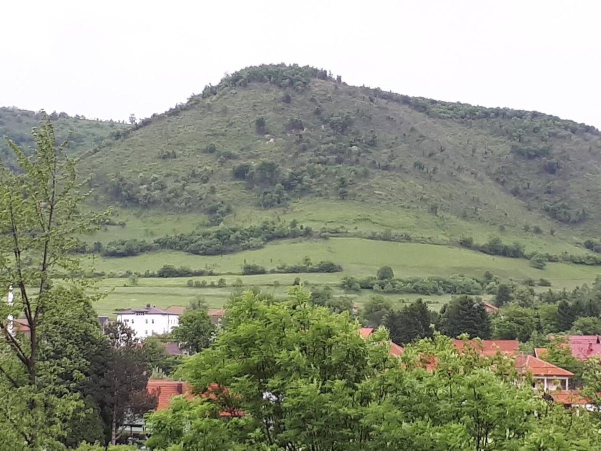 Apartmani Tajra Visoko Esterno foto