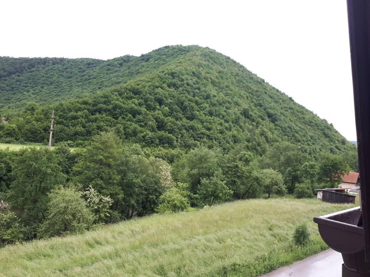 Apartmani Tajra Visoko Esterno foto