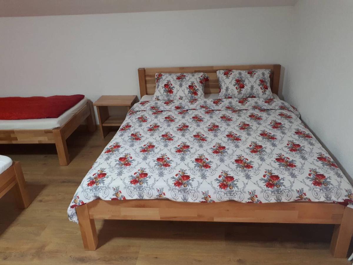 Apartmani Tajra Visoko Esterno foto